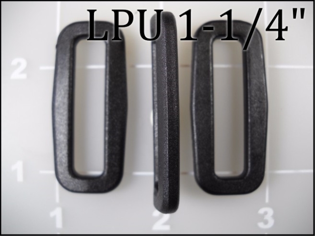 1-1/4" Black acetal plastic universal loops rectangular rings